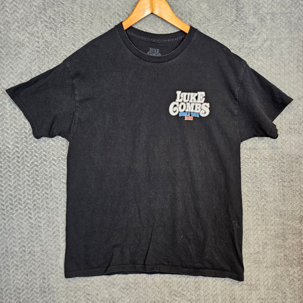 Luke Combs World Tour 2023 Black Graphic T-Shirt Men Large Bearded Skull Concert - Picture 2 of 7